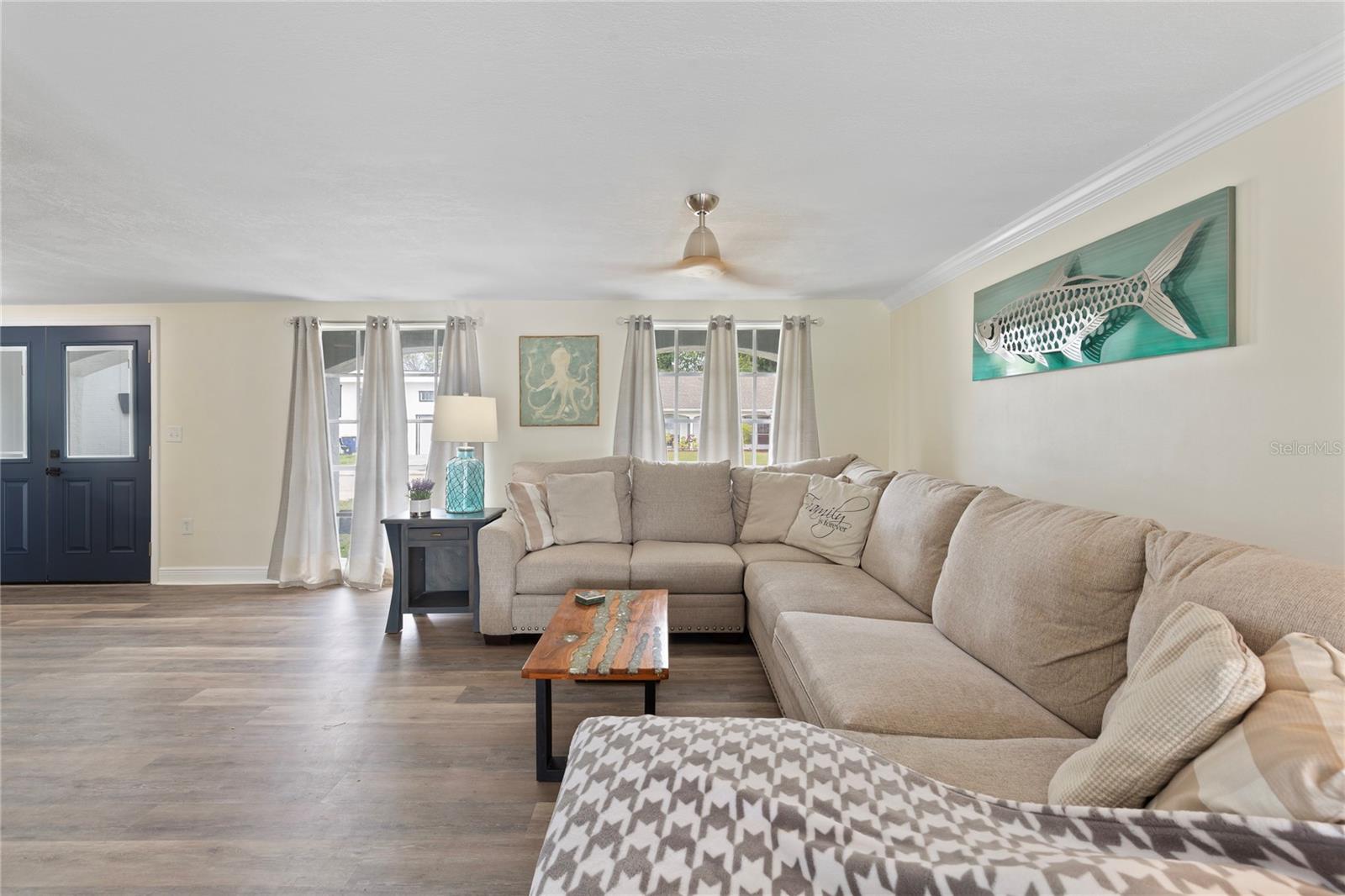 BEACON SQUARE - Residential