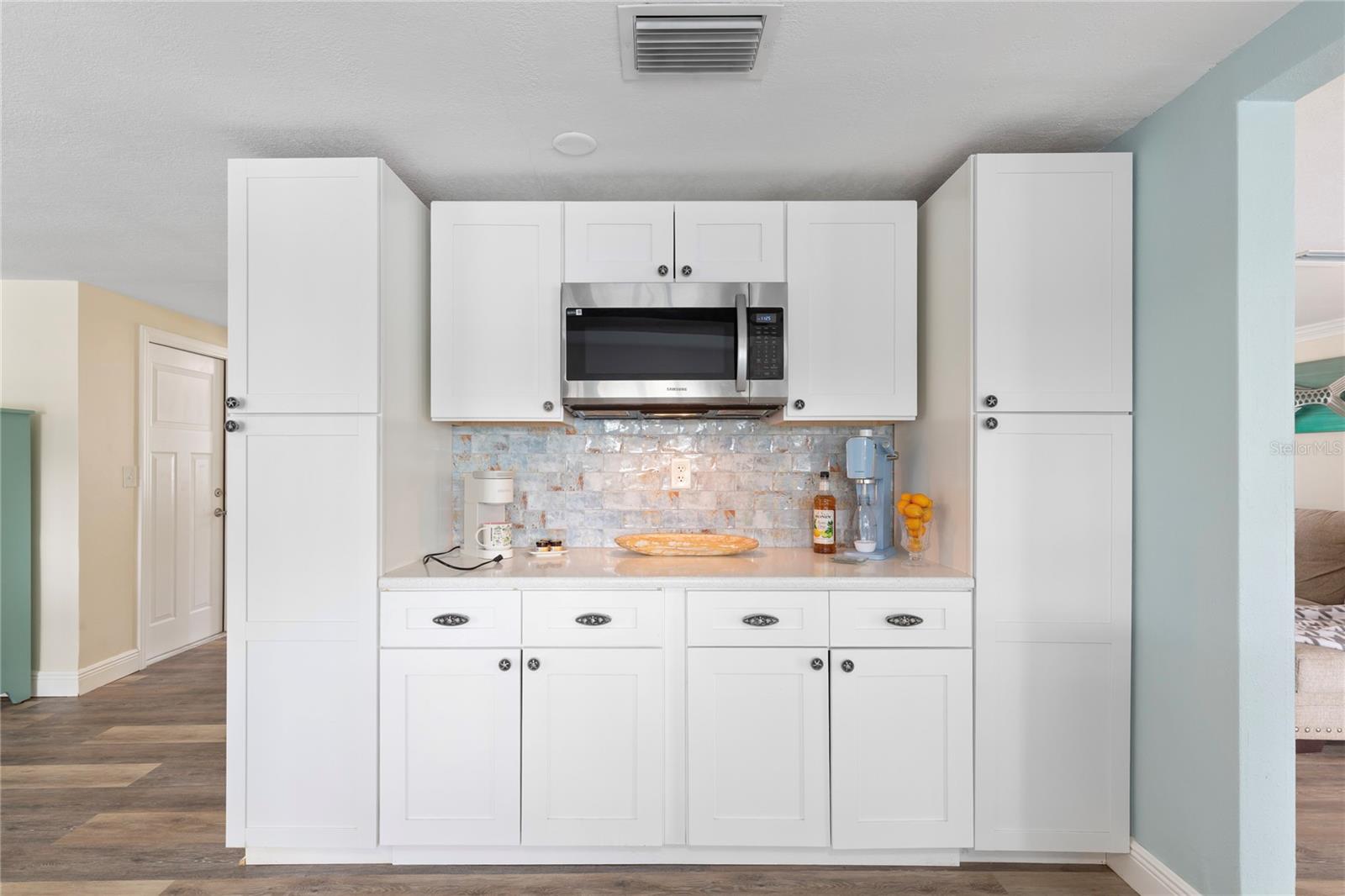 BEACON SQUARE - Residential