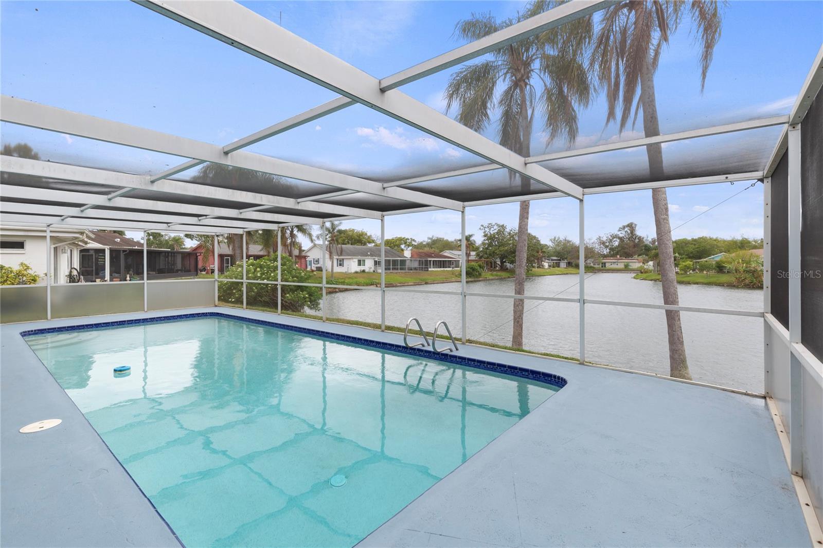 BEACON SQUARE - Residential