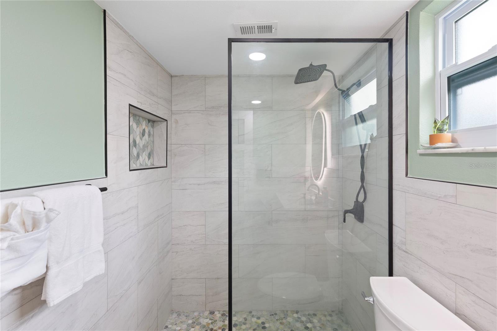 BEACON SQUARE - Residential