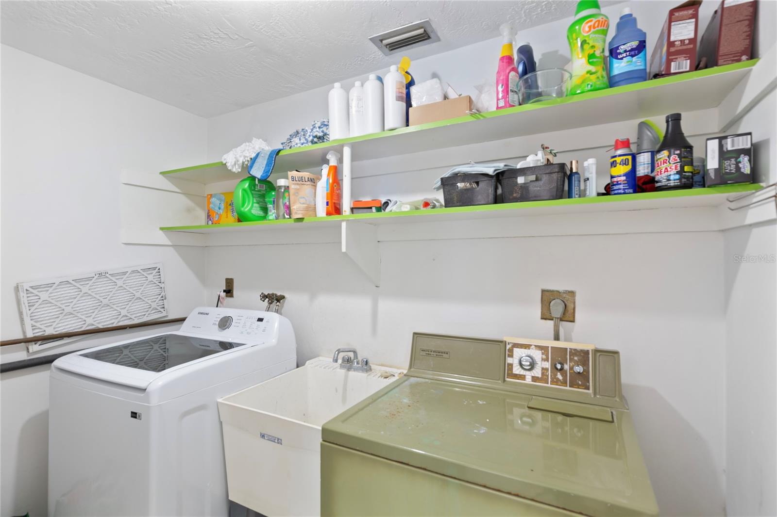 BEACON SQUARE - Residential