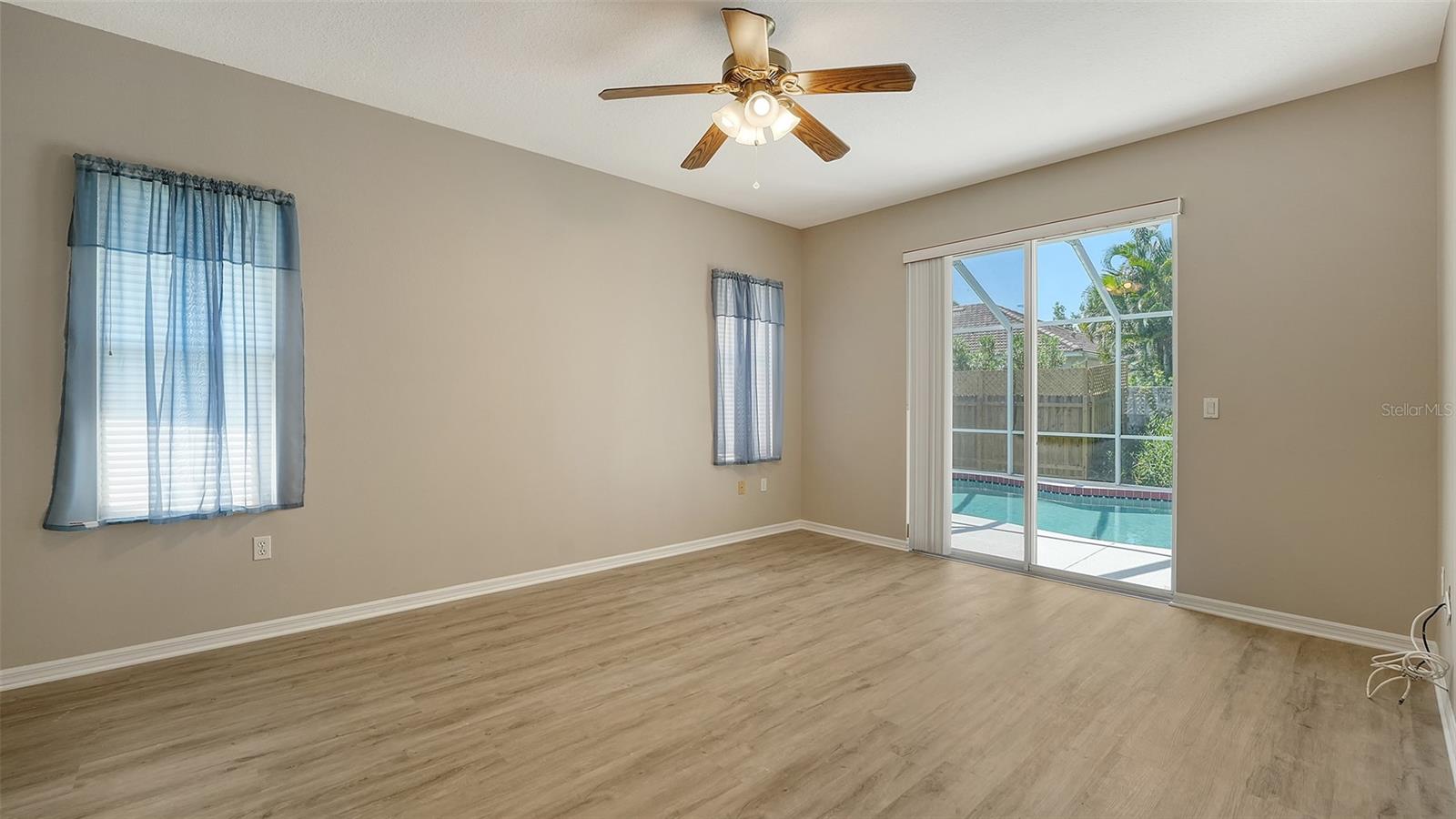 GREEN TREE - Residential Lease