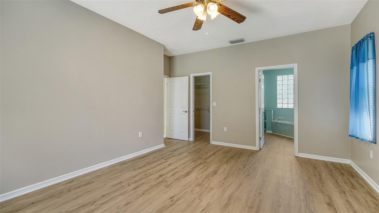 GREEN TREE - Residential Lease