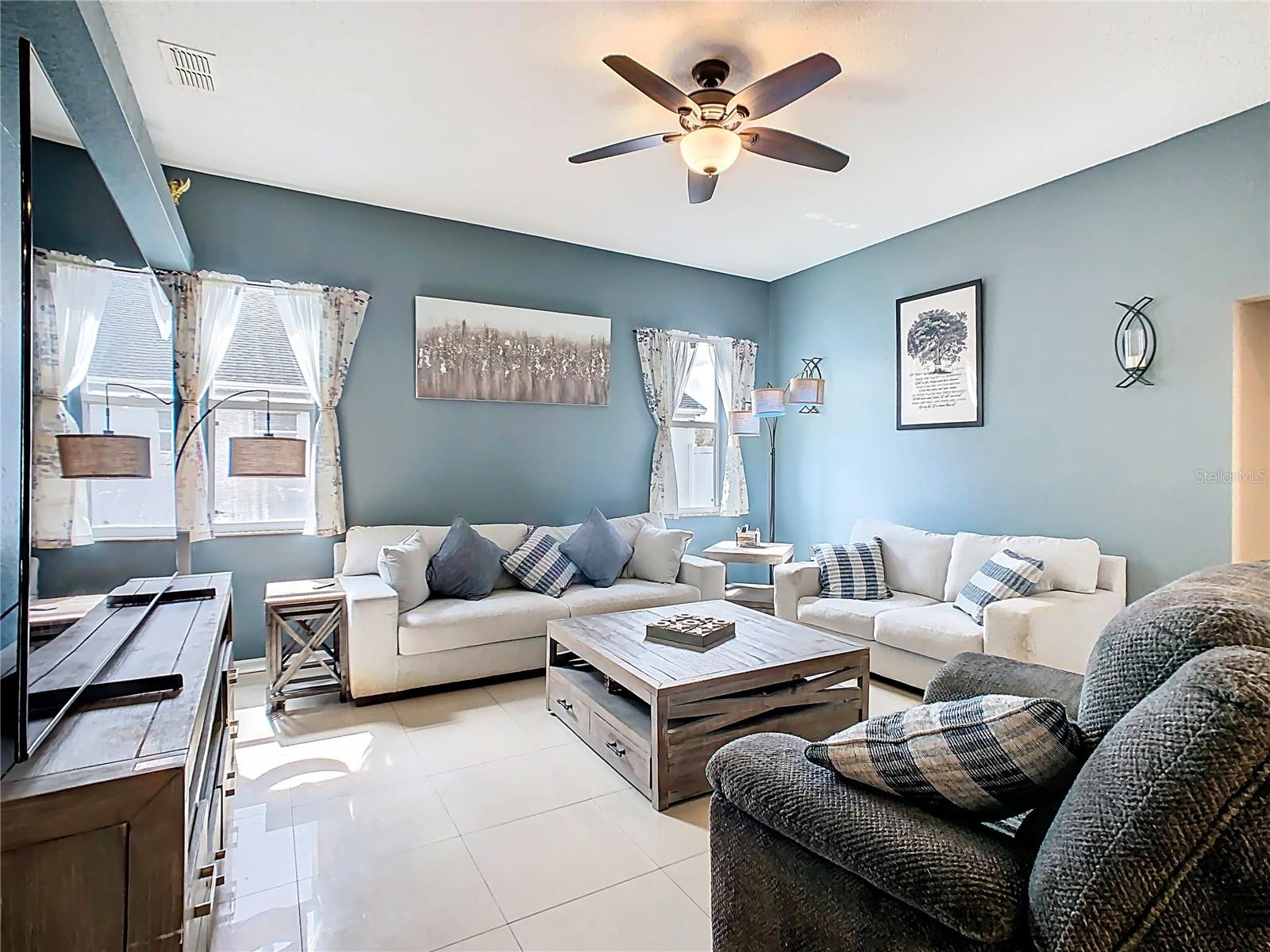 BEVERLY RISE PH 03 - Residential