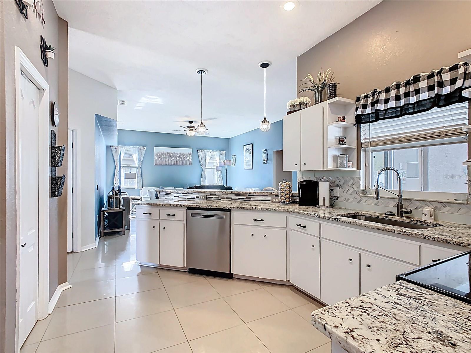 BEVERLY RISE PH 03 - Residential