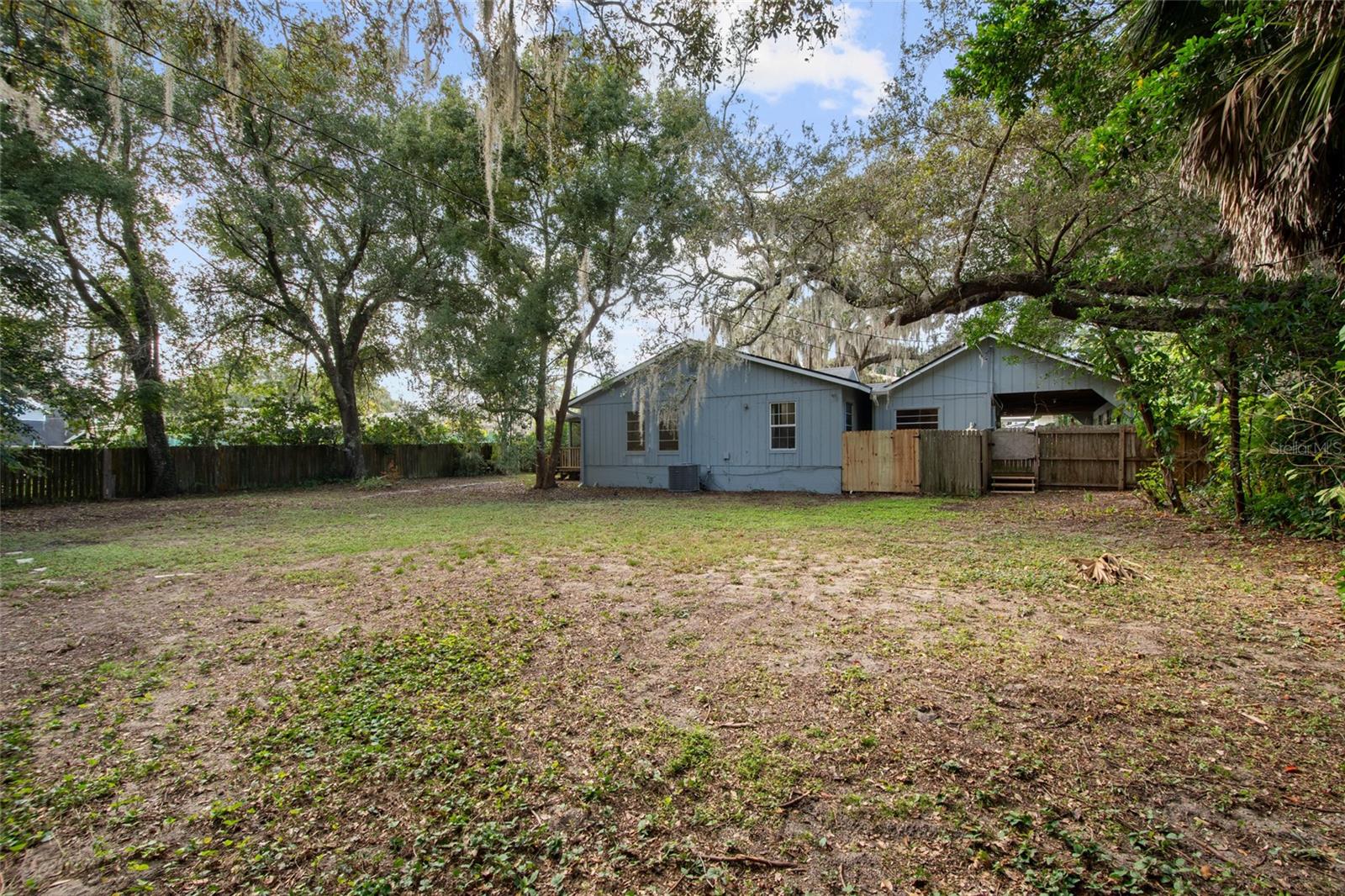 WINDERMERE TOWN - Residential