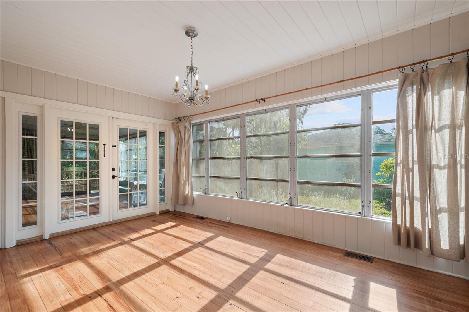 WINDERMERE TOWN - Residential