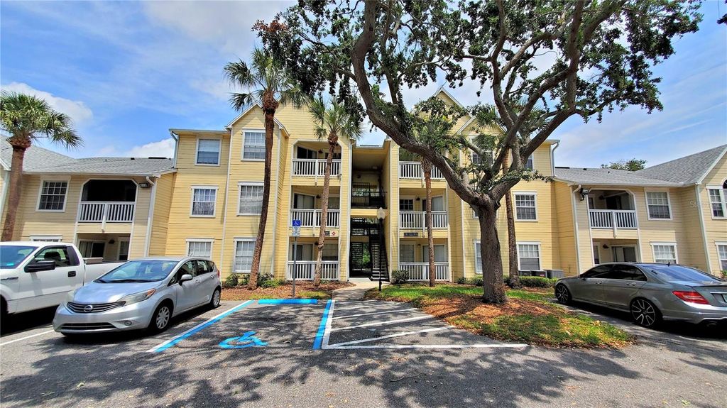 Photo of 1079 S Hiawassee Road #1114, Orlando, FL 32835 (MLS # O6379933)
