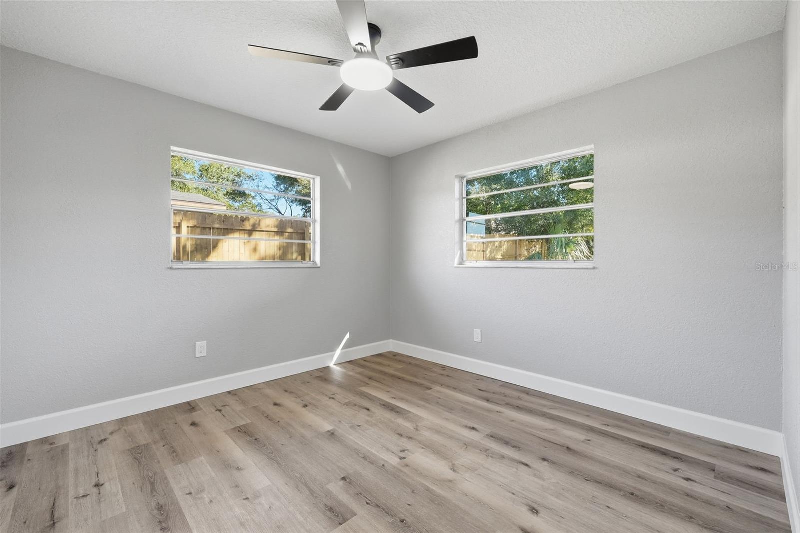 RONSWOOD - Residential