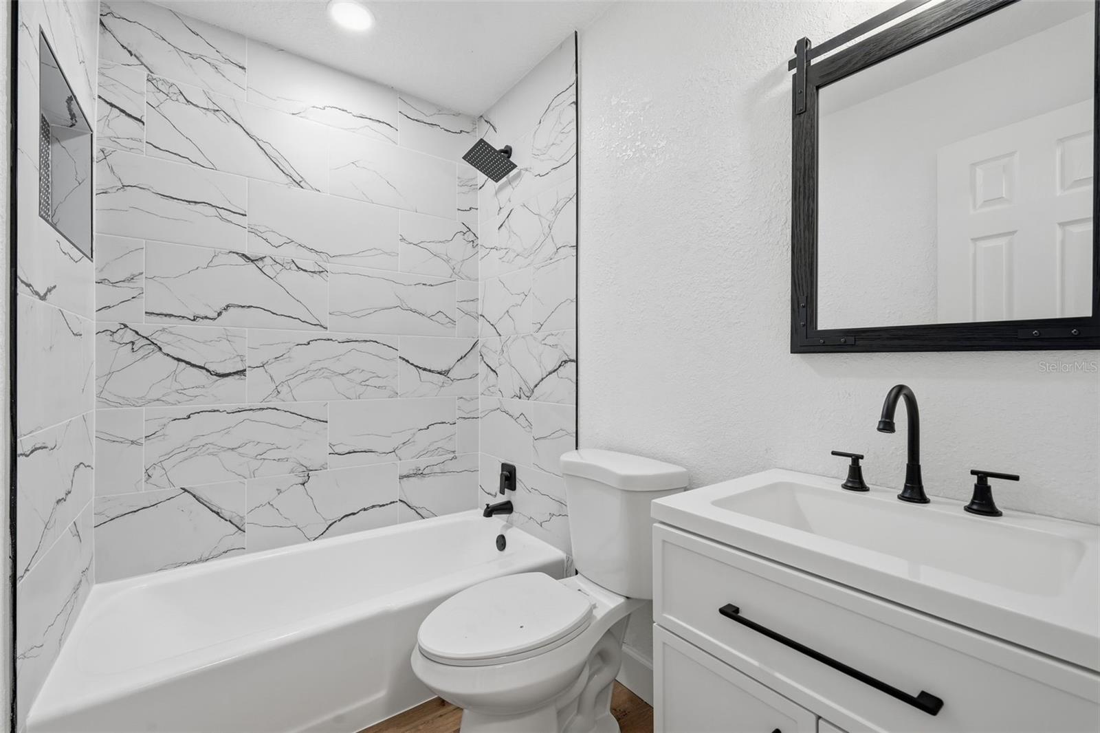 RONSWOOD - Residential