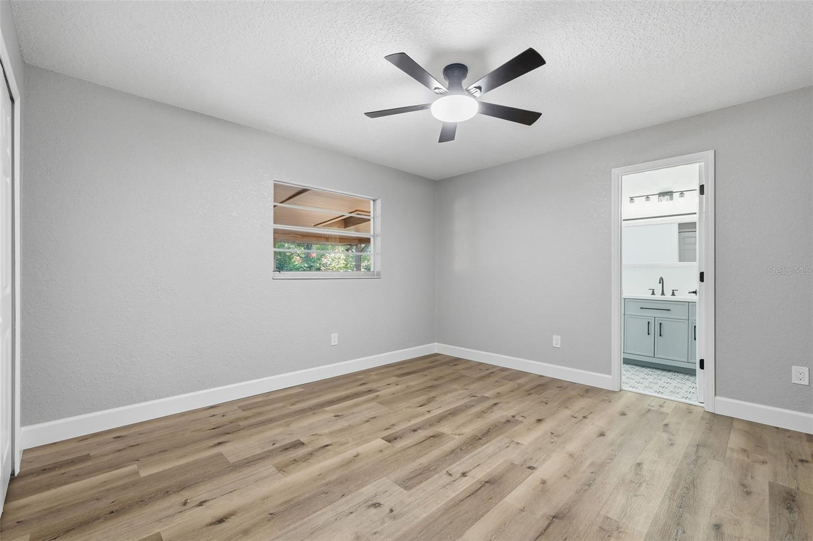 RONSWOOD - Residential