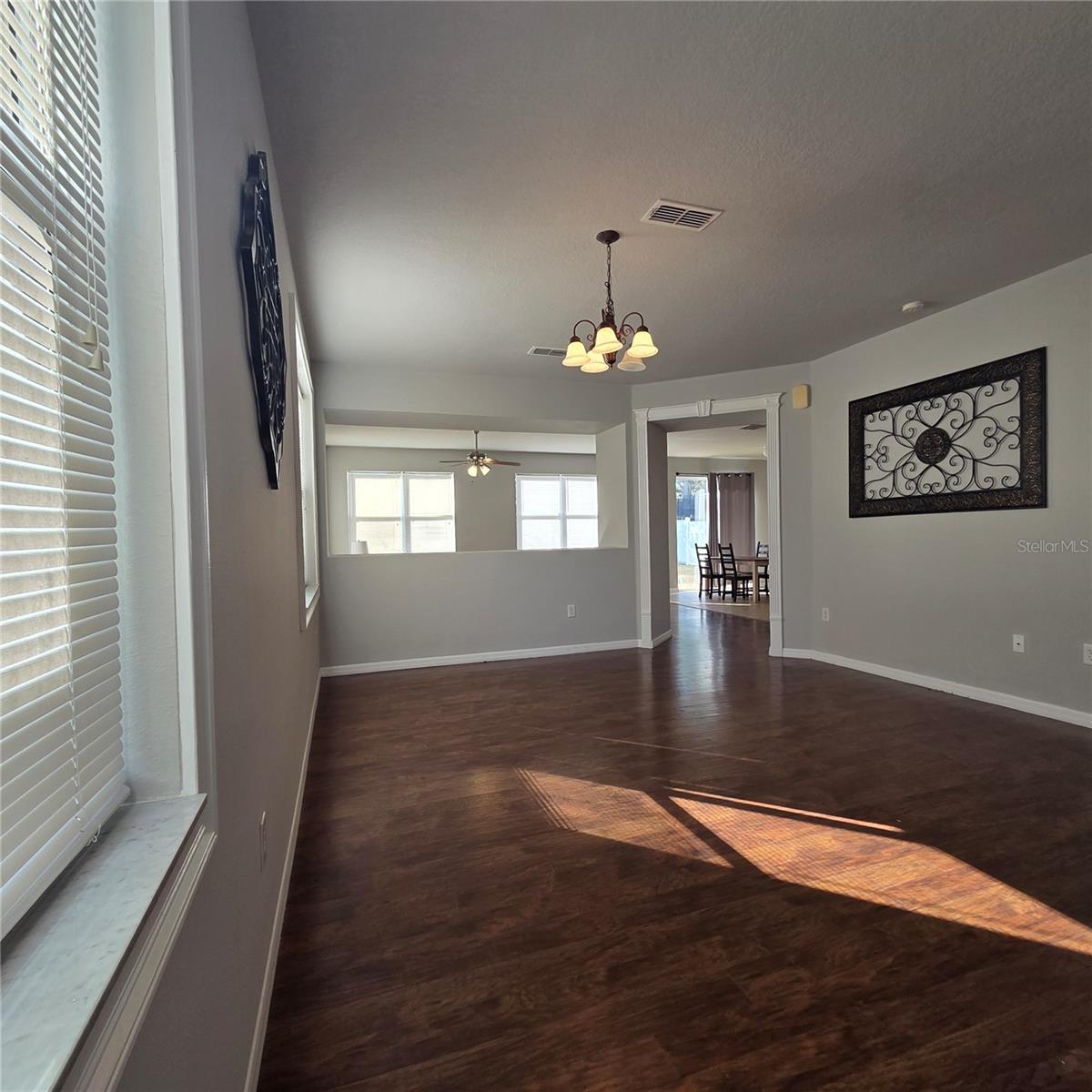 641 ROSSELLI BOULEVARD