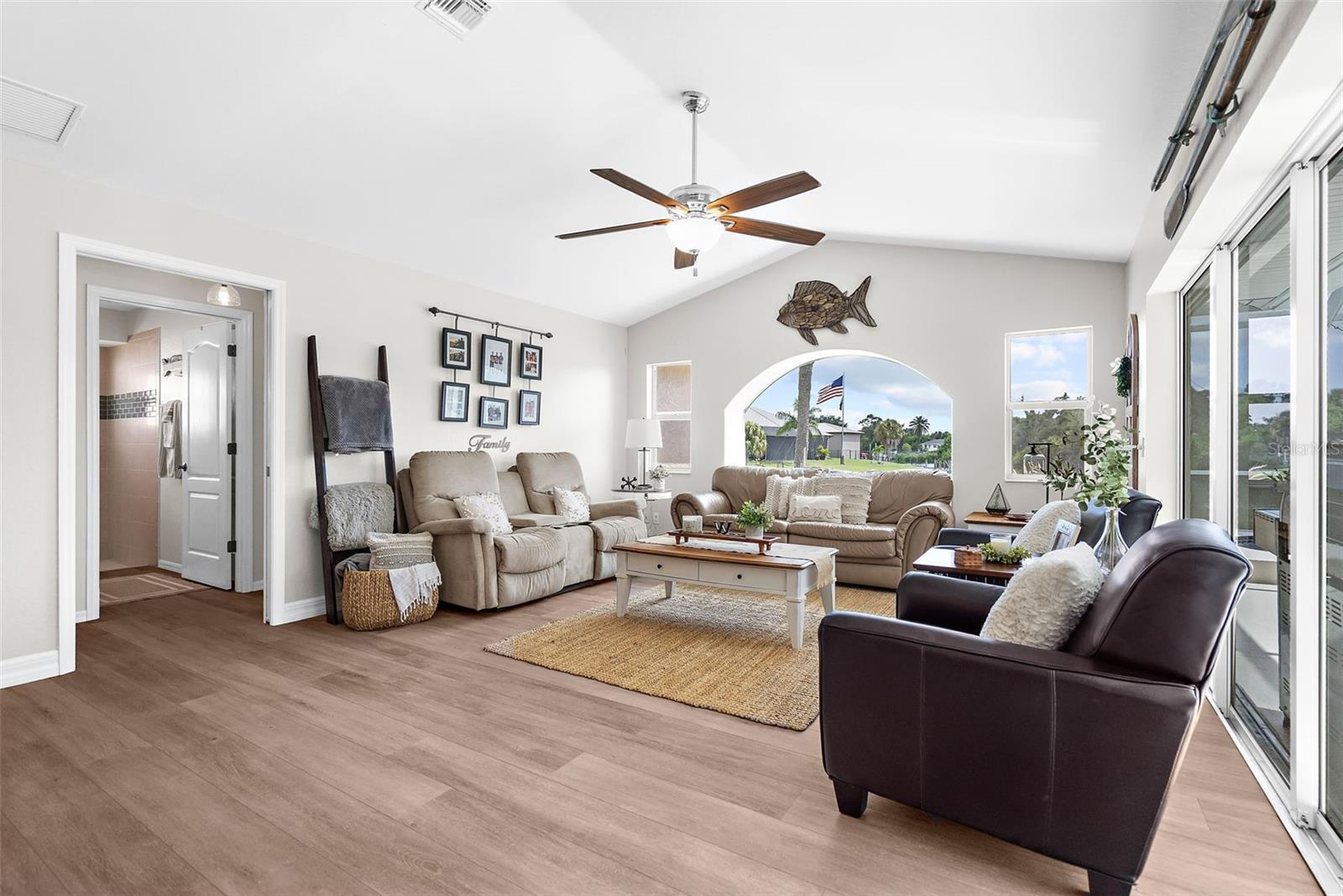 PORT CHARLOTTE - Residential
