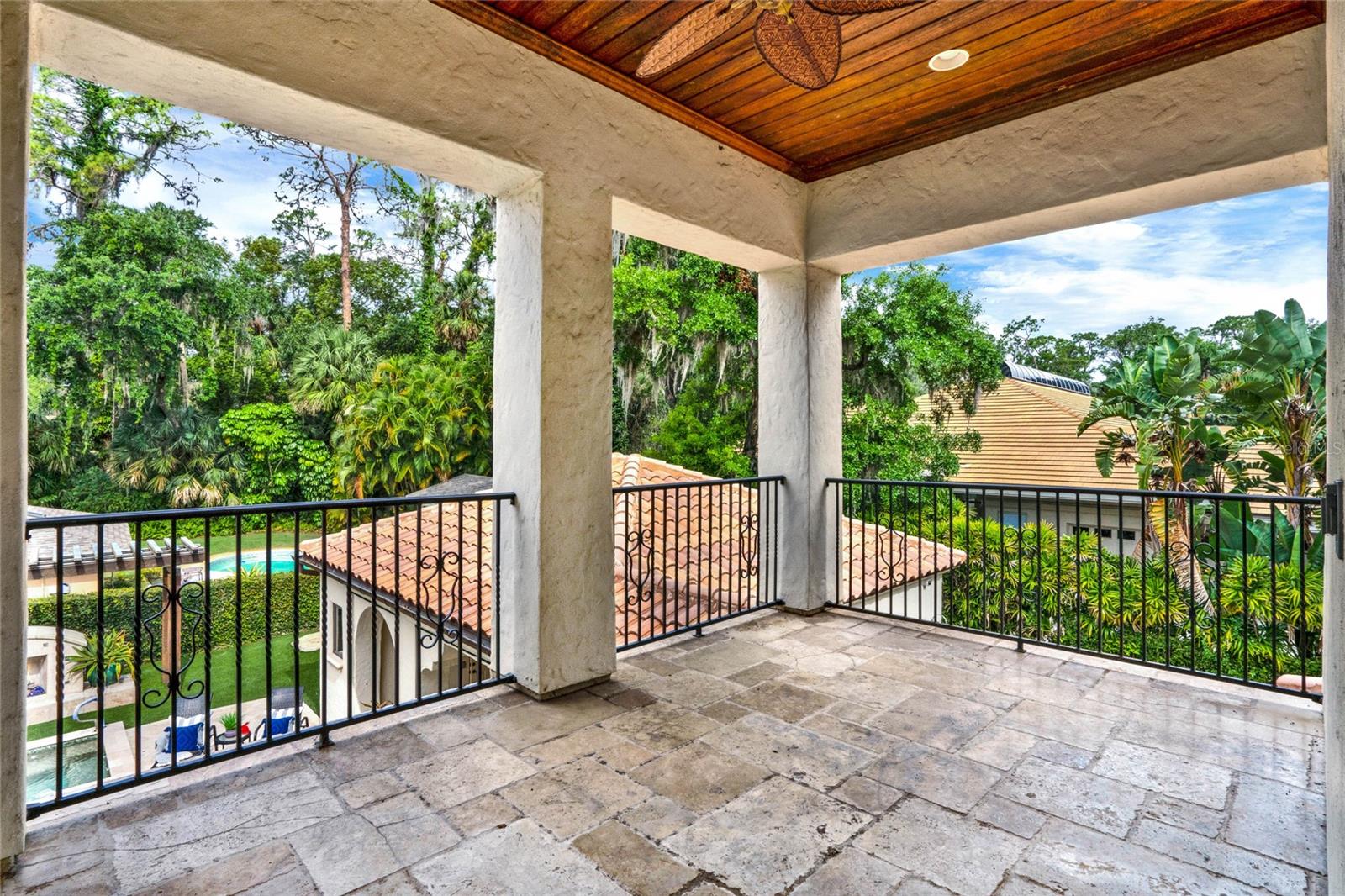 SICILIAN SHORES - Residential