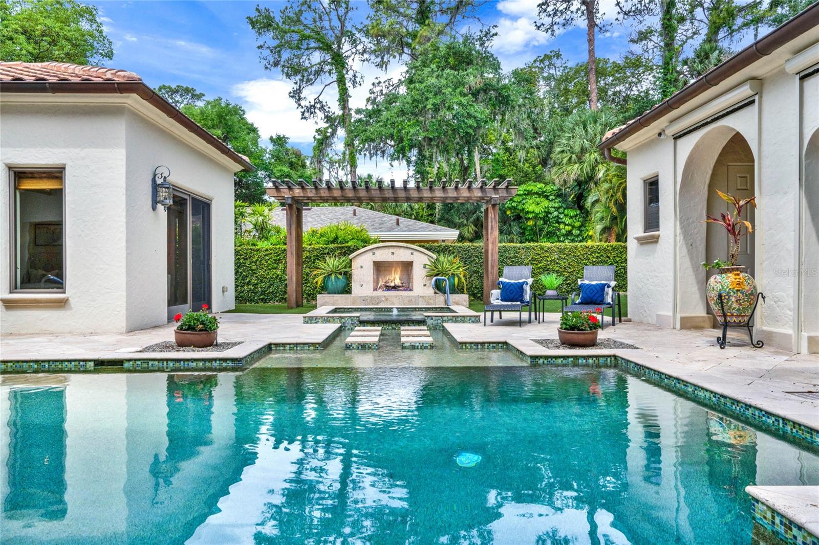 SICILIAN SHORES - Residential