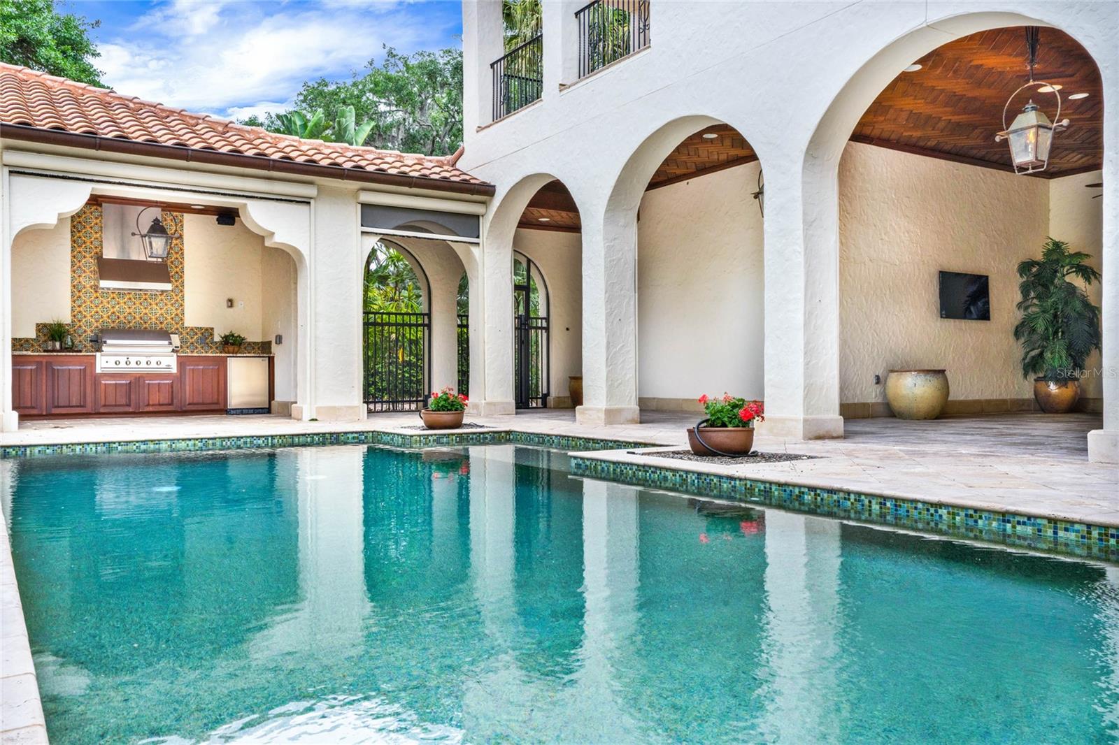 SICILIAN SHORES - Residential