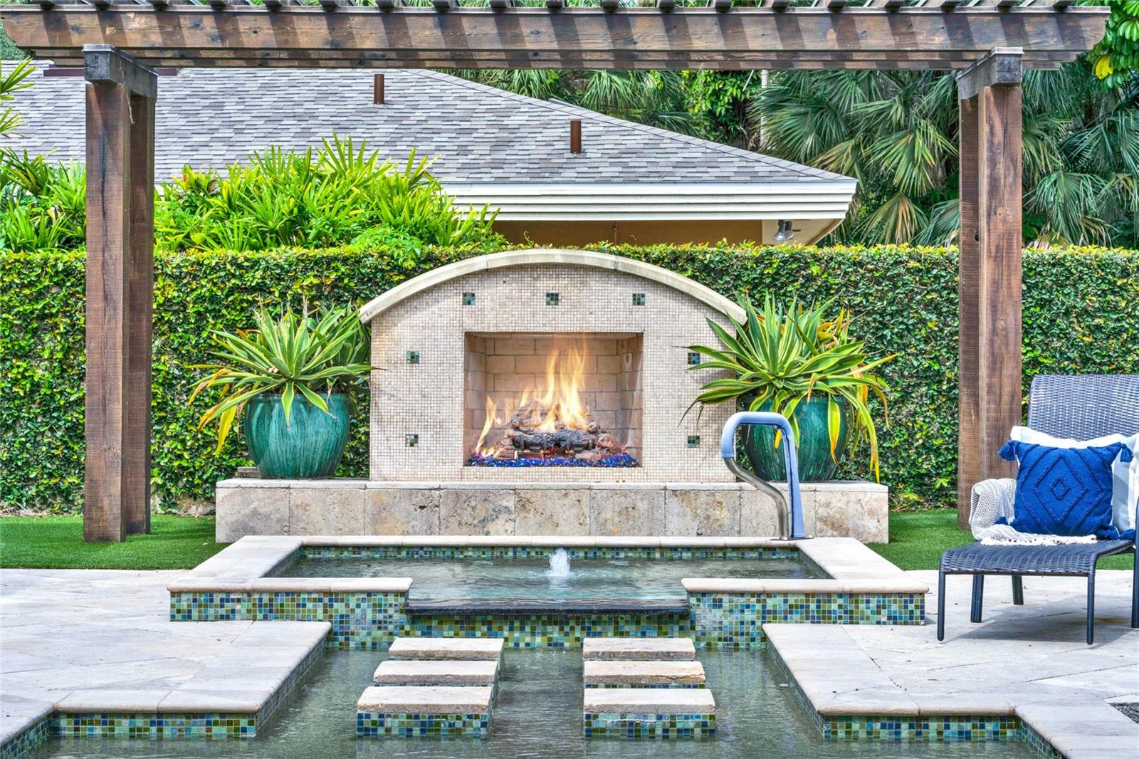 SICILIAN SHORES - Residential