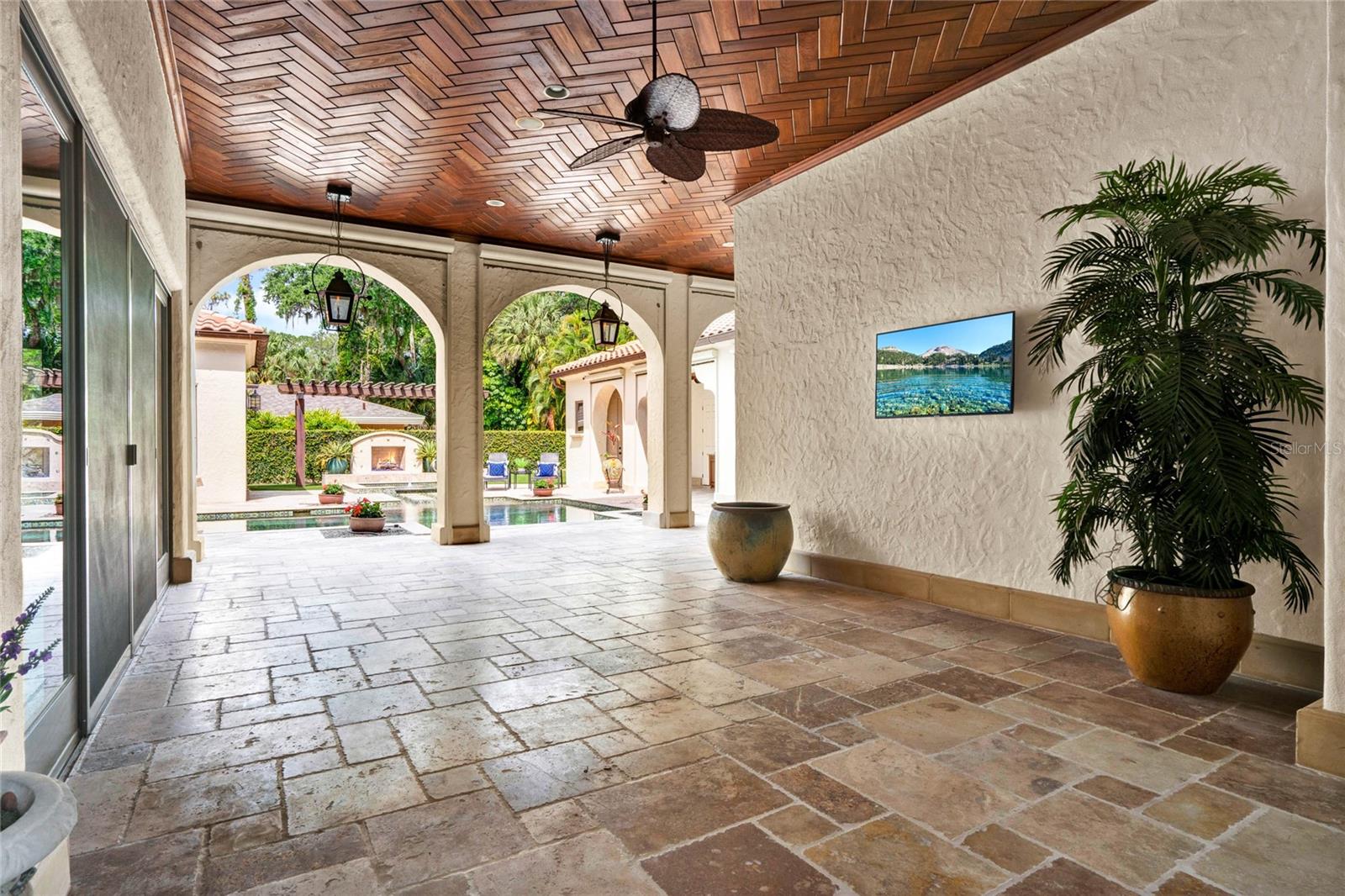 SICILIAN SHORES - Residential