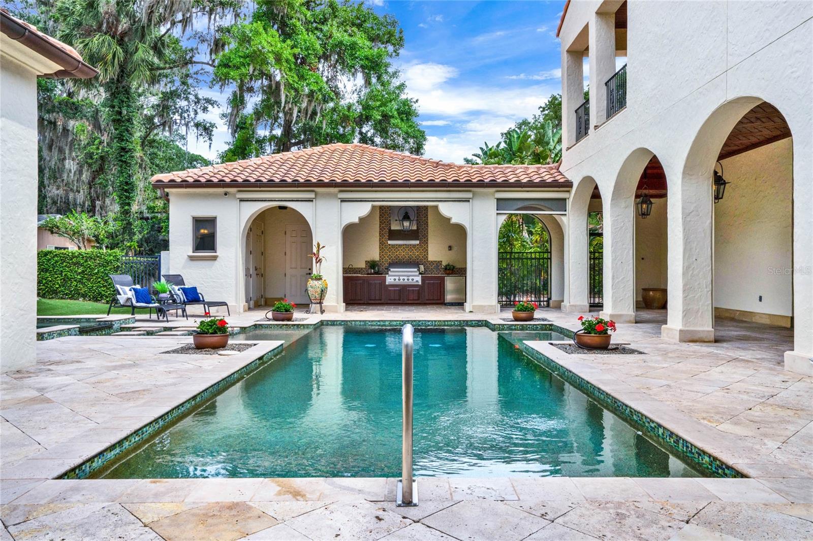 SICILIAN SHORES - Residential