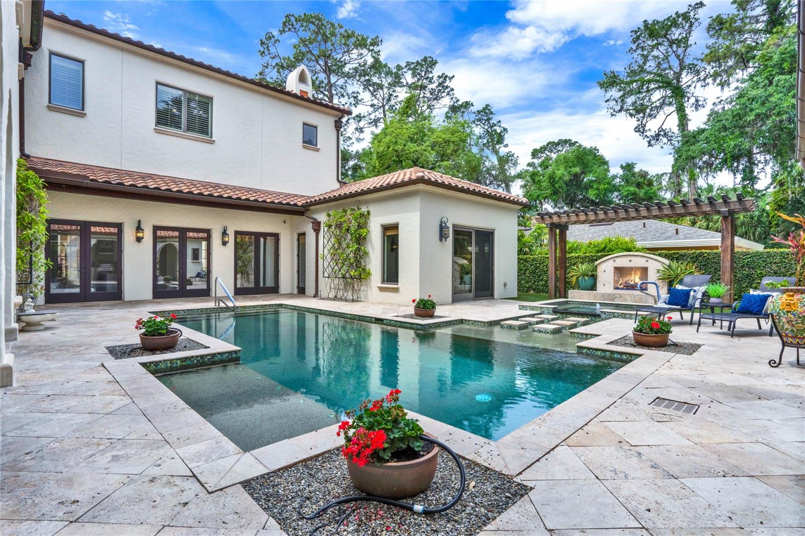 SICILIAN SHORES - Residential