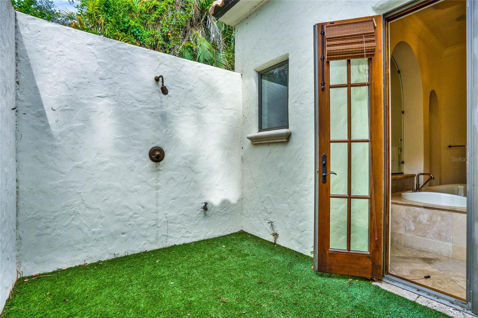 SICILIAN SHORES - Residential