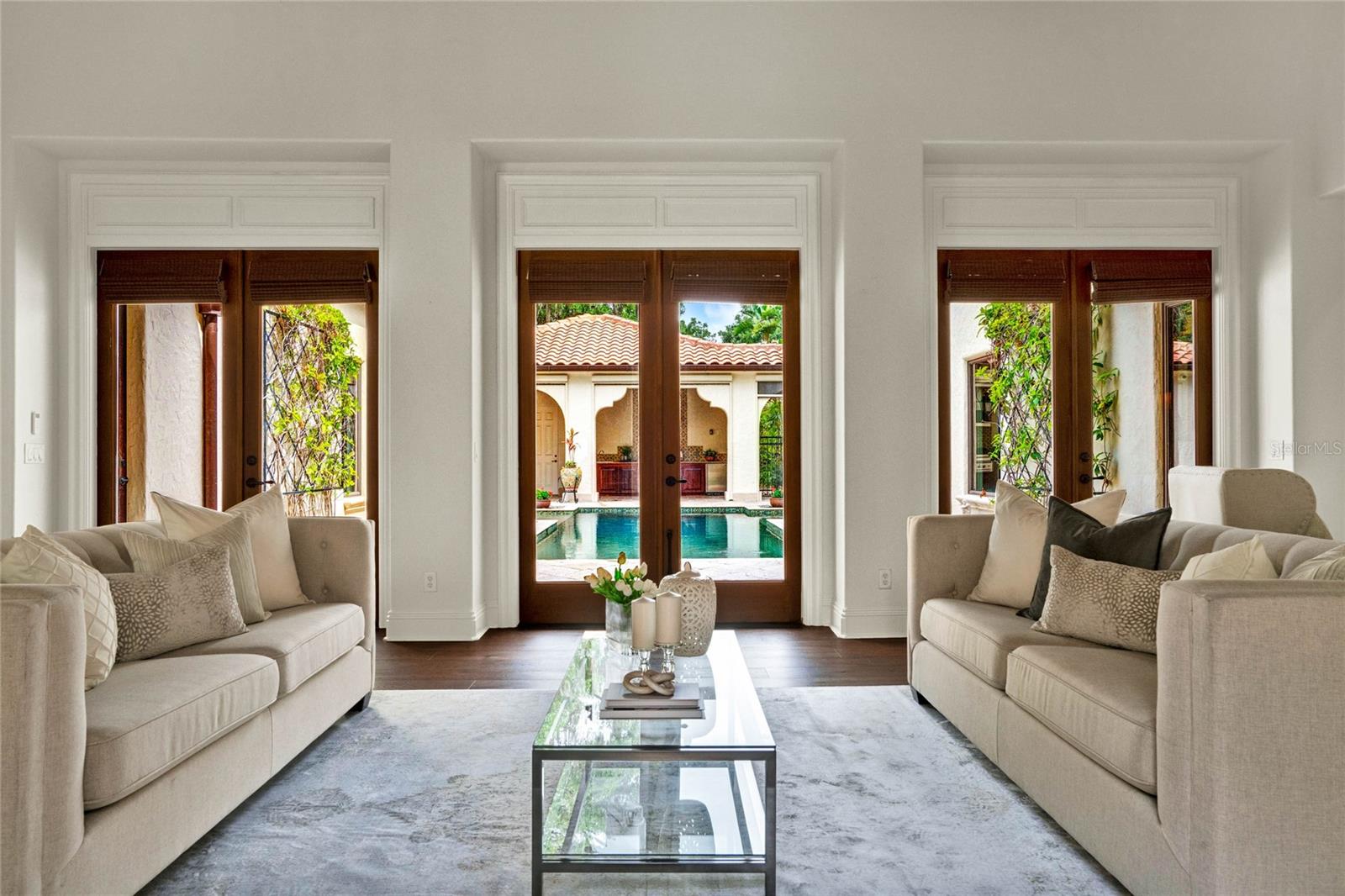 SICILIAN SHORES - Residential