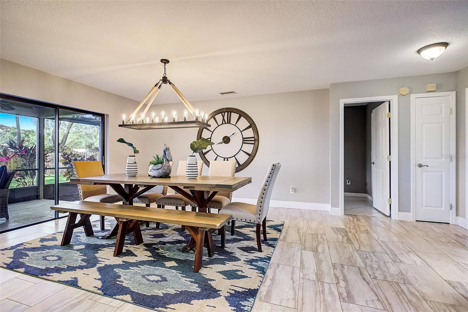 ARLINGTON OAKS SUB - Residential