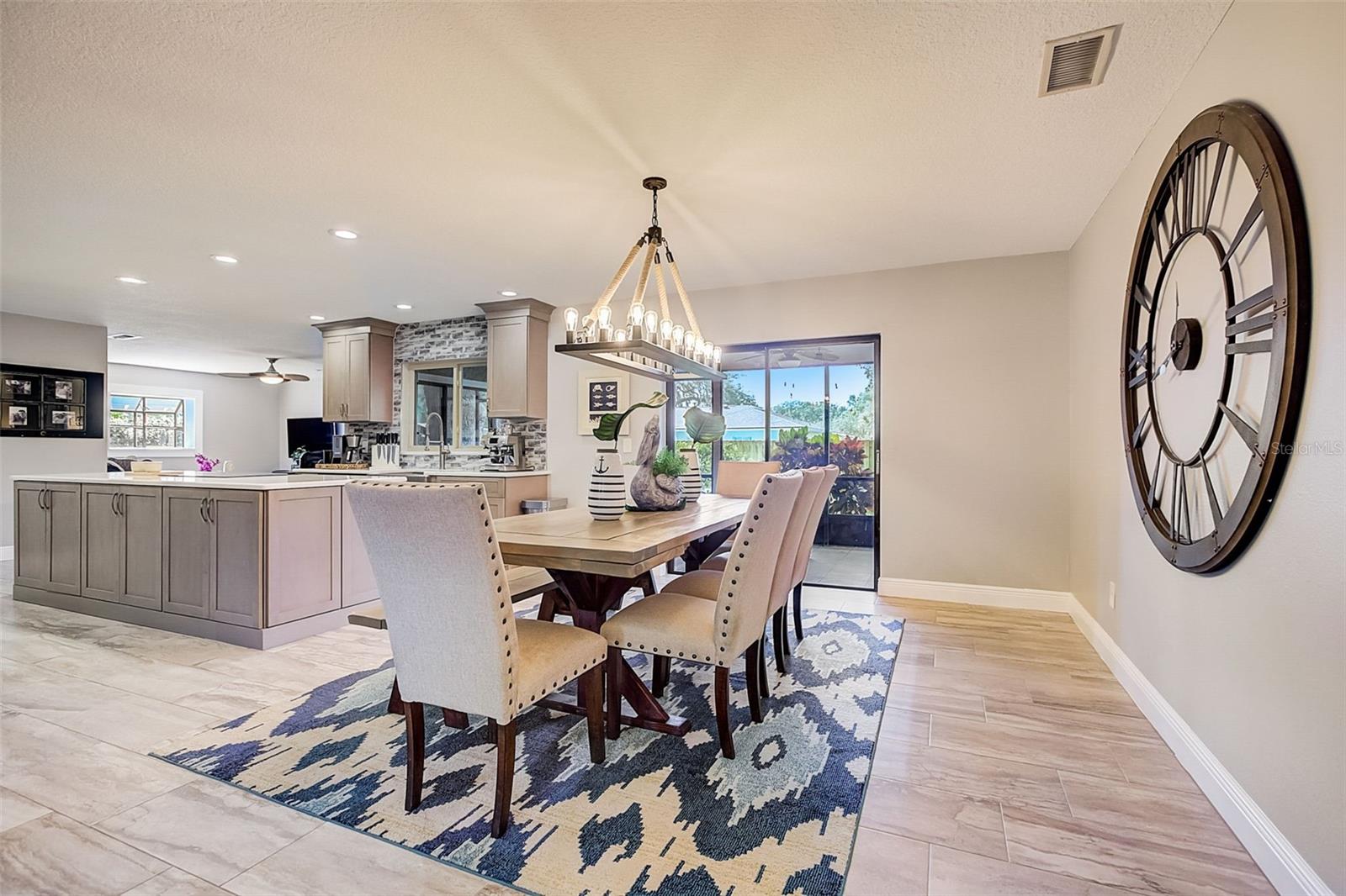 ARLINGTON OAKS SUB - Residential