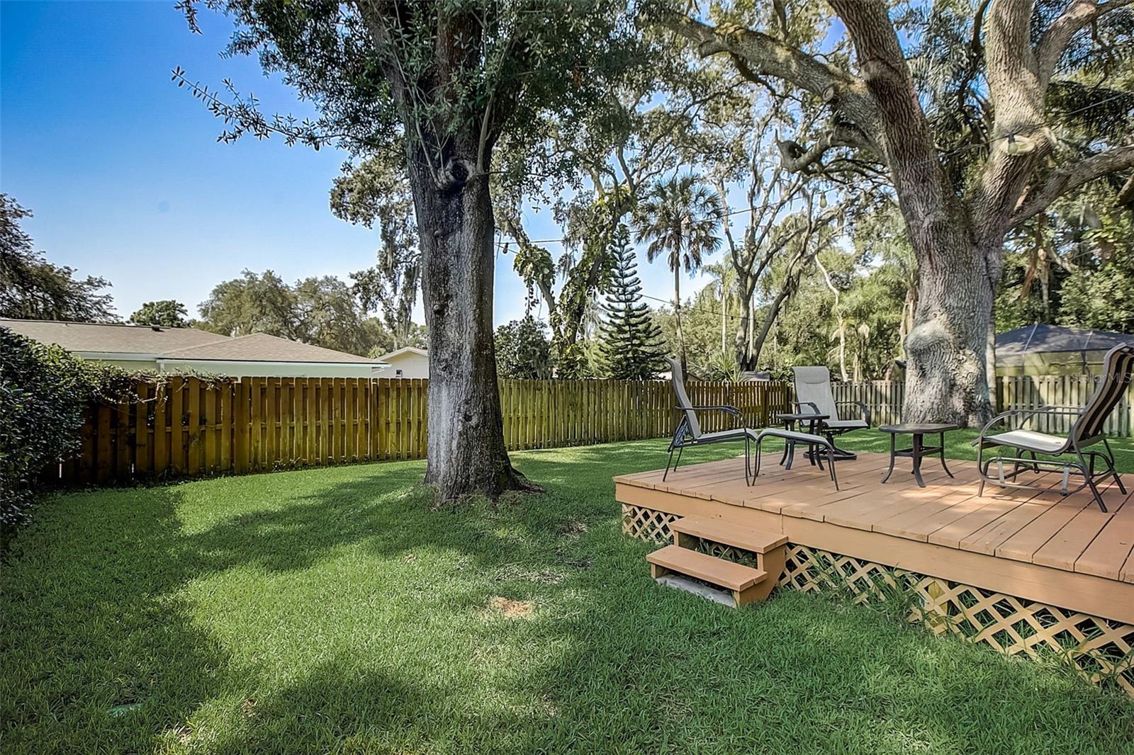 ARLINGTON OAKS SUB - Residential