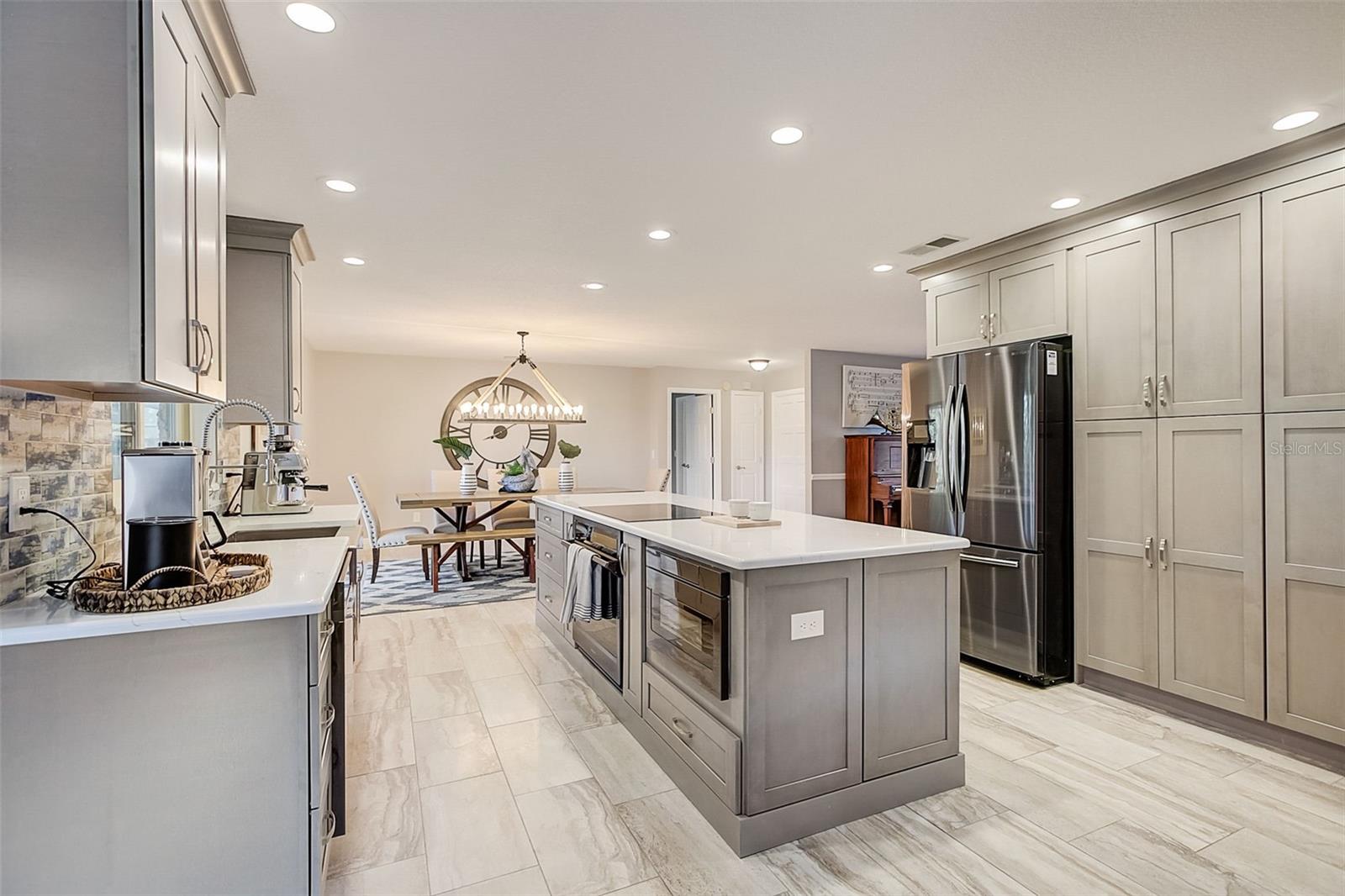 ARLINGTON OAKS SUB - Residential