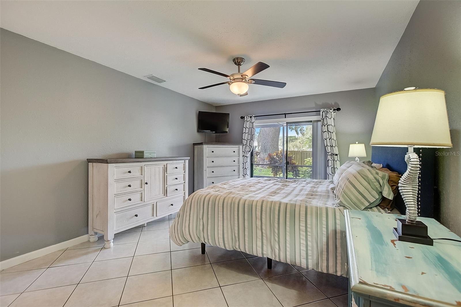 ARLINGTON OAKS SUB - Residential