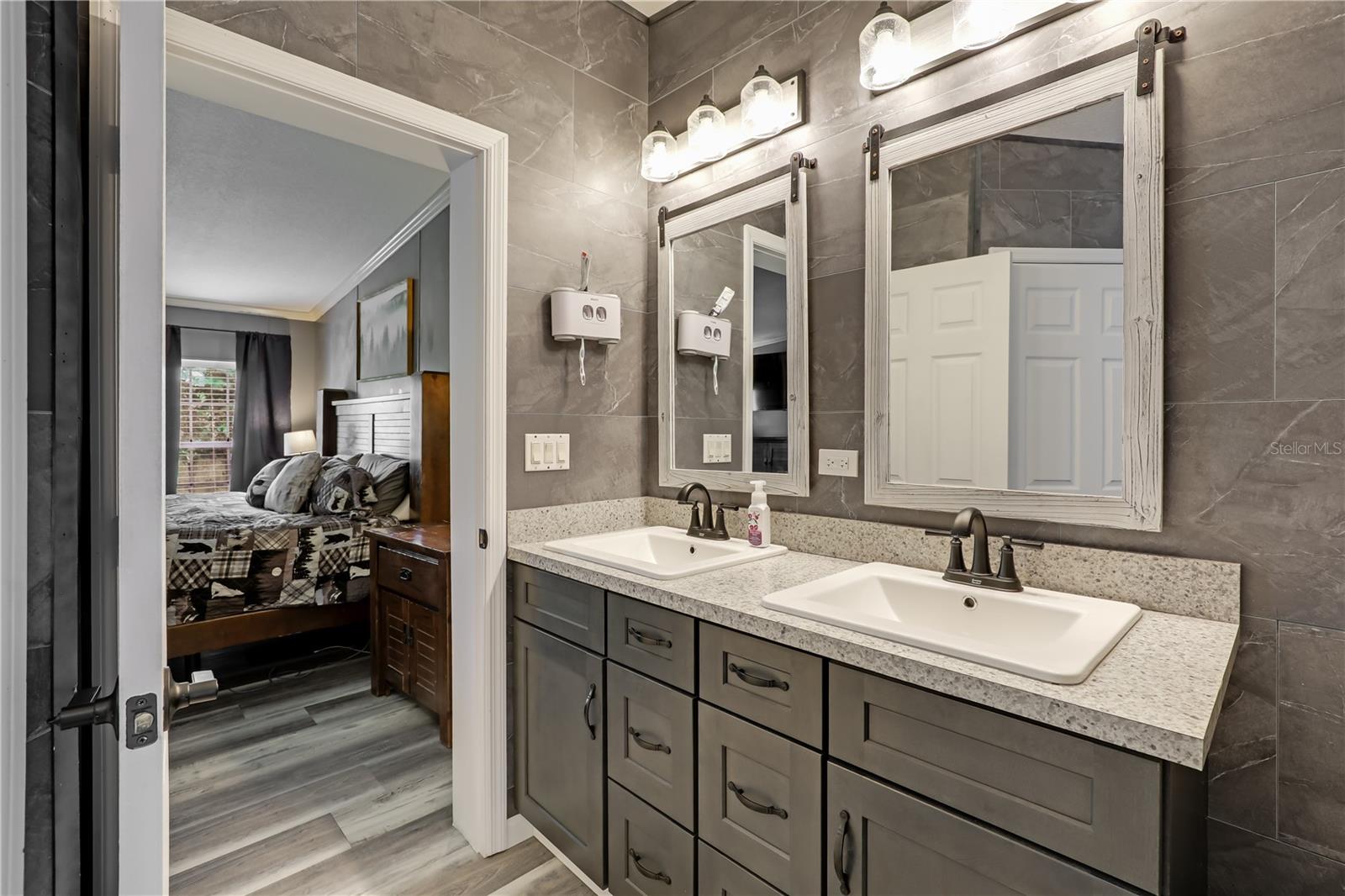 FOREST PARK - Residential