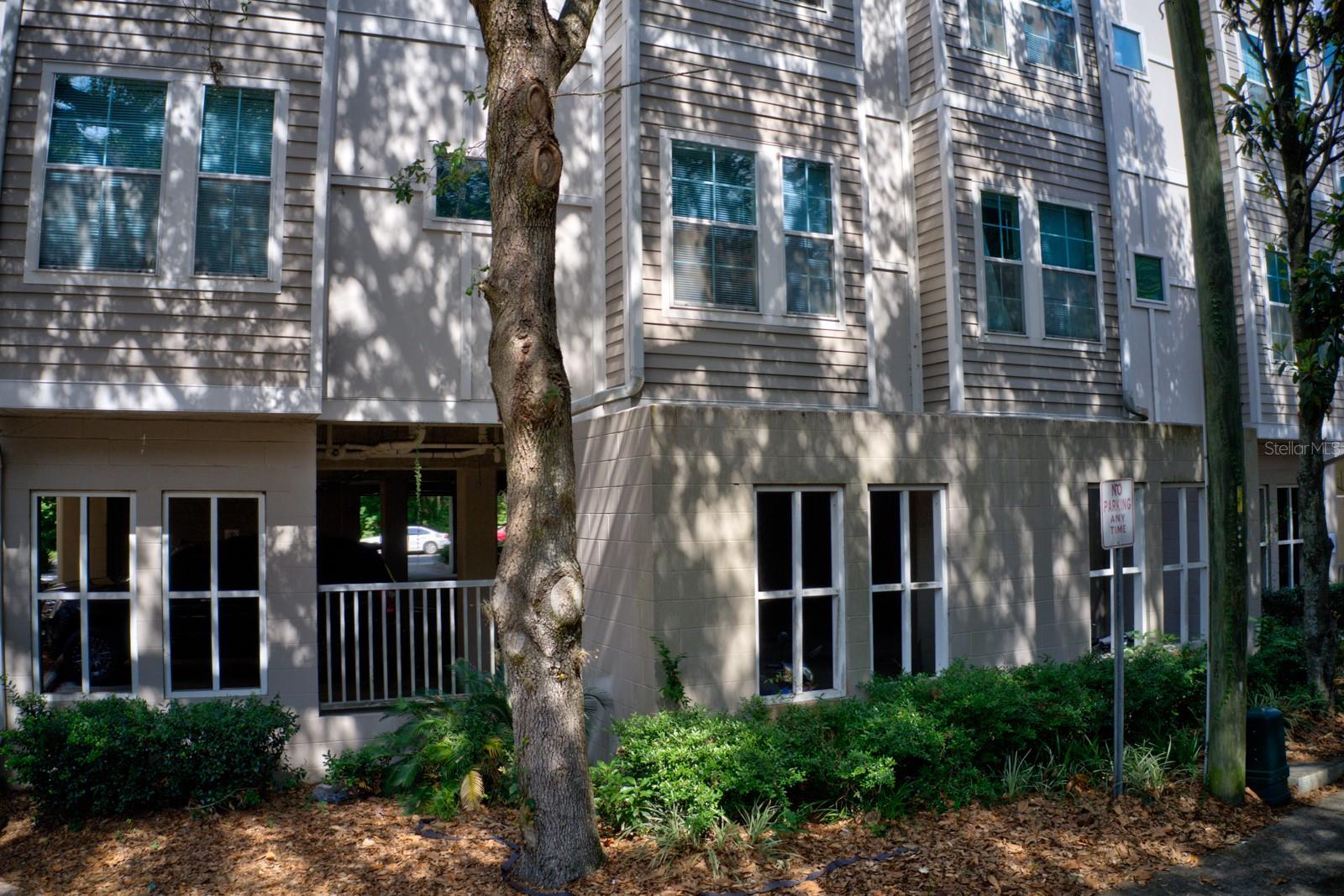 835 SW 9TH STREET 211