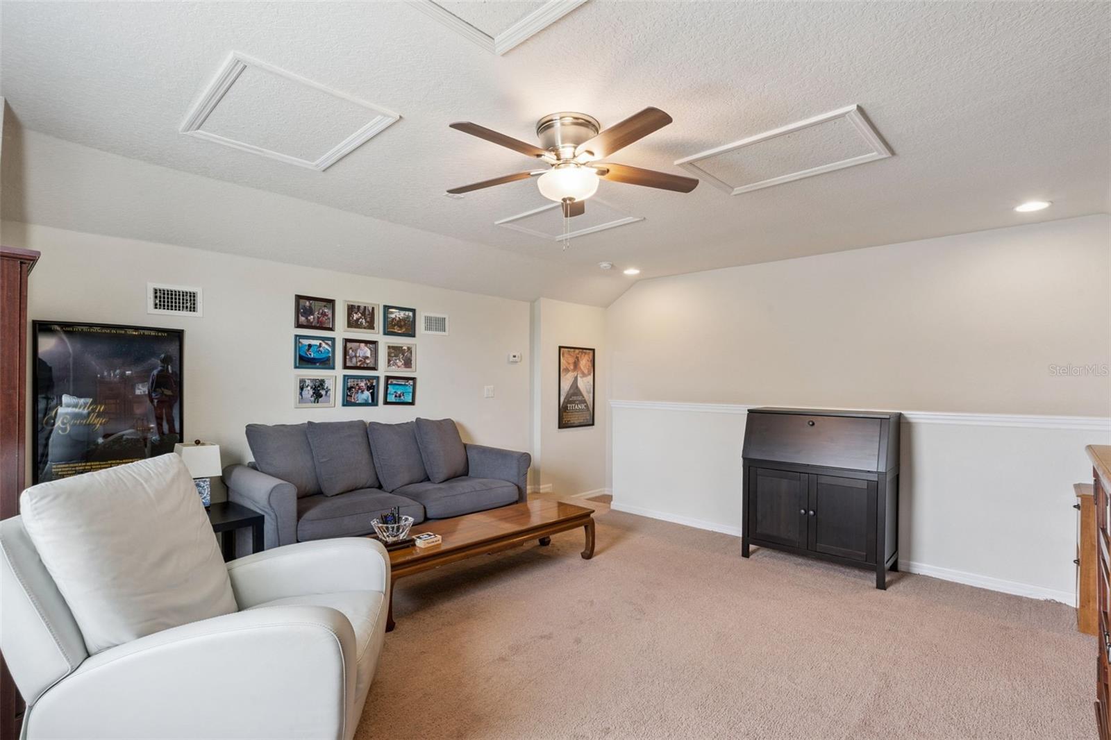 LAKEVIEW POINTE AT HORIZON WEST - Residential