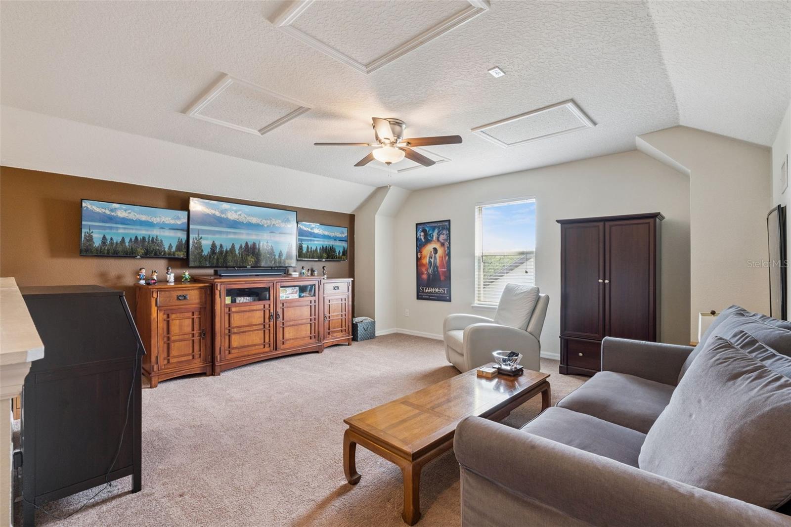 LAKEVIEW POINTE AT HORIZON WEST - Residential