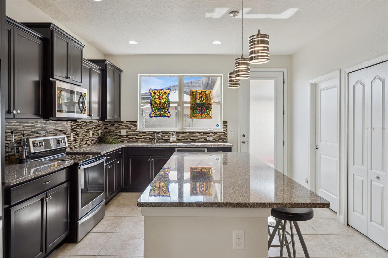 LAKEVIEW POINTE AT HORIZON WEST - Residential