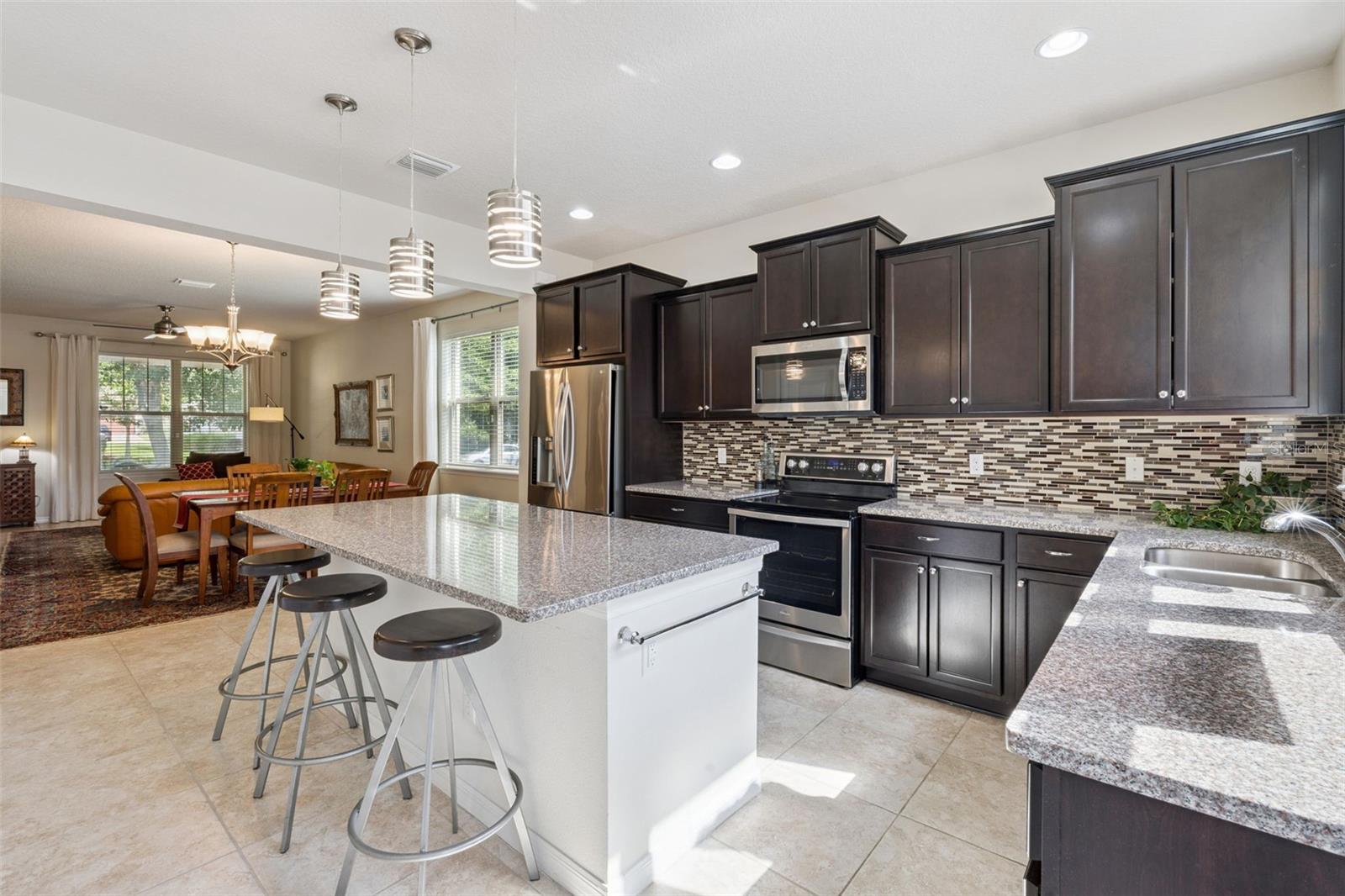 LAKEVIEW POINTE AT HORIZON WEST - Residential