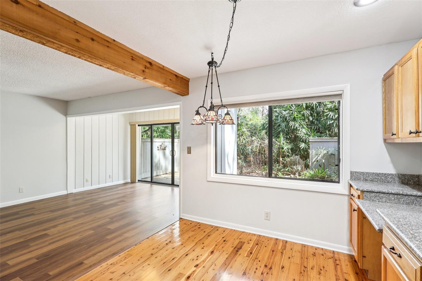 CROWN OAKS - Residential