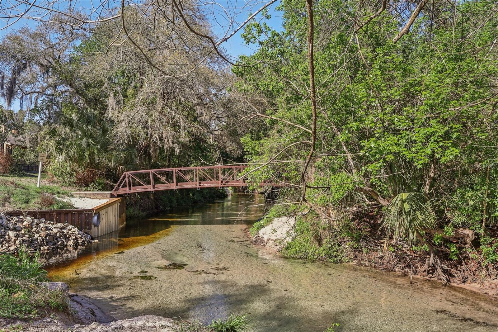 CROWN OAKS - Residential