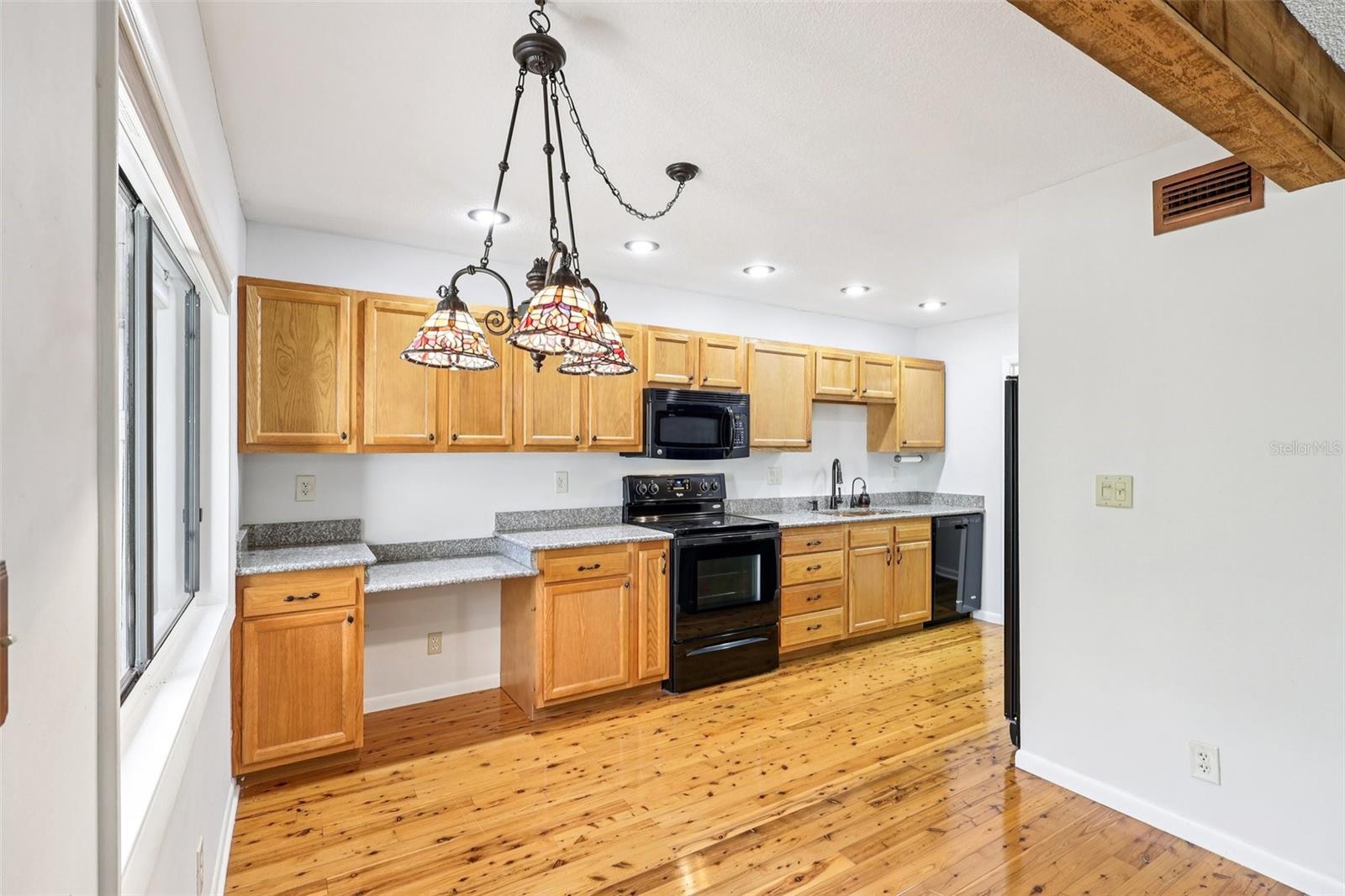 CROWN OAKS - Residential