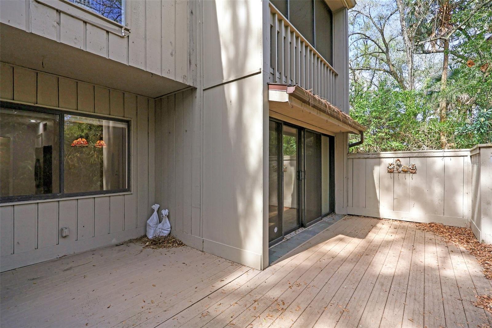 CROWN OAKS - Residential