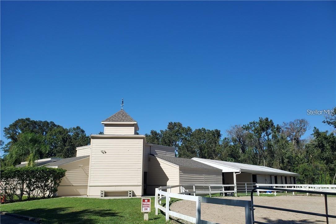 CROWN OAKS - Residential