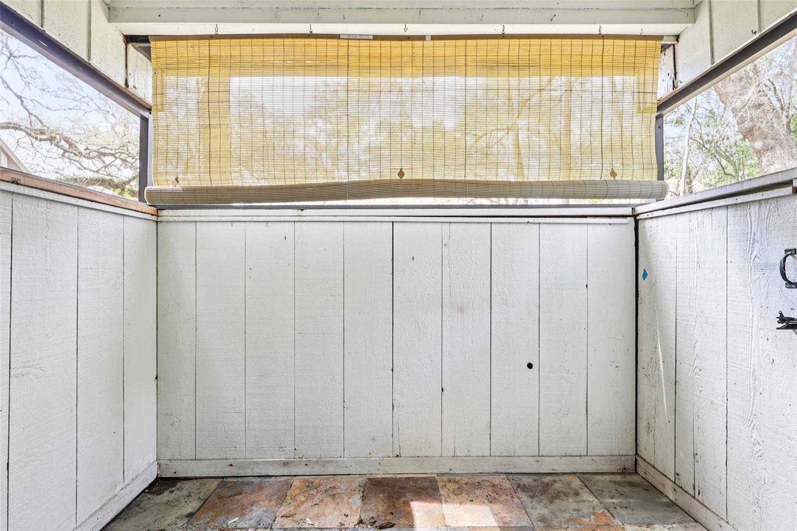 CROWN OAKS - Residential