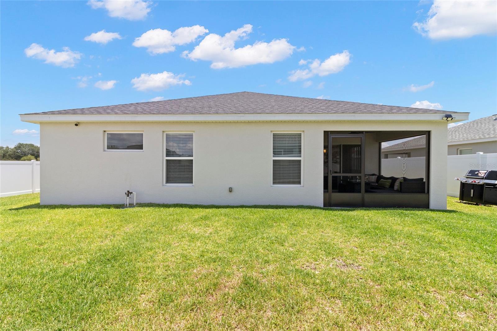 ENCLAVE AT LAKE MYRTLE - Residential Lease