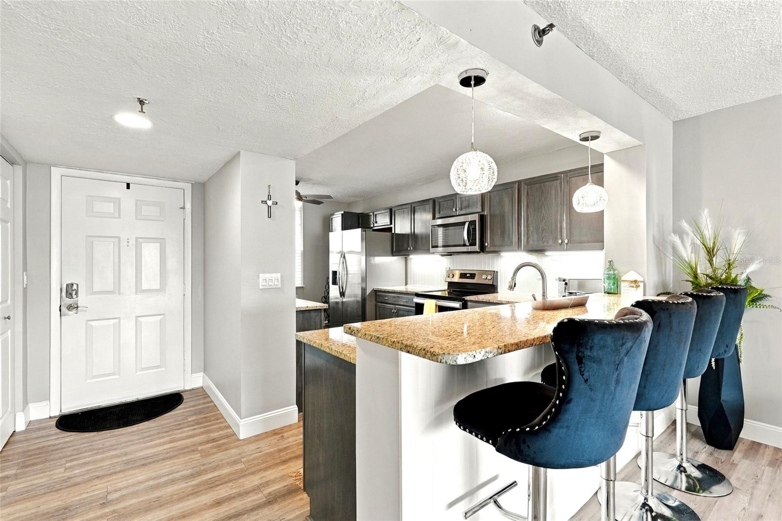 4530 PINEBROOK CIRCLE 206, BRADENTON, FL, 34209 2 4530 PINEBROOK CIRCLE 206