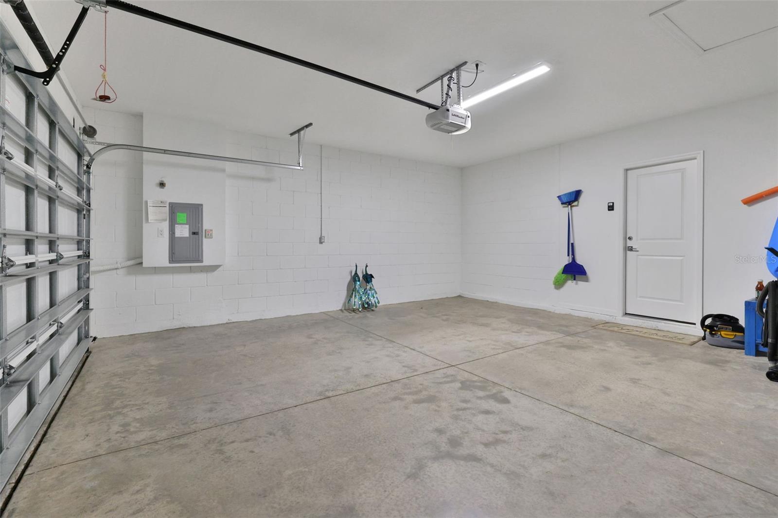 LATITUDE/DAYTONA BEACH PH 4A - Residential