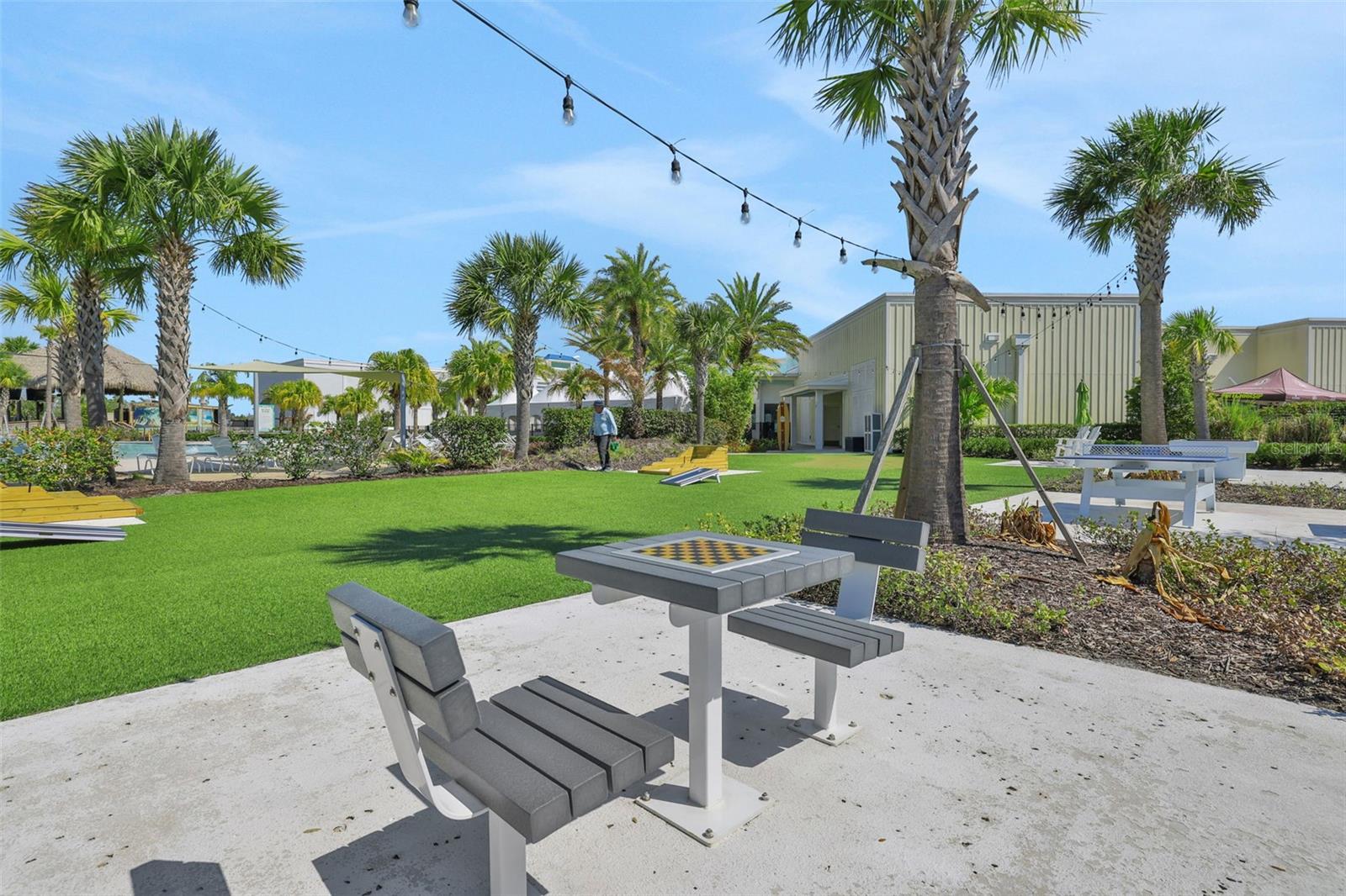 LATITUDE/DAYTONA BEACH PH 4A - Residential