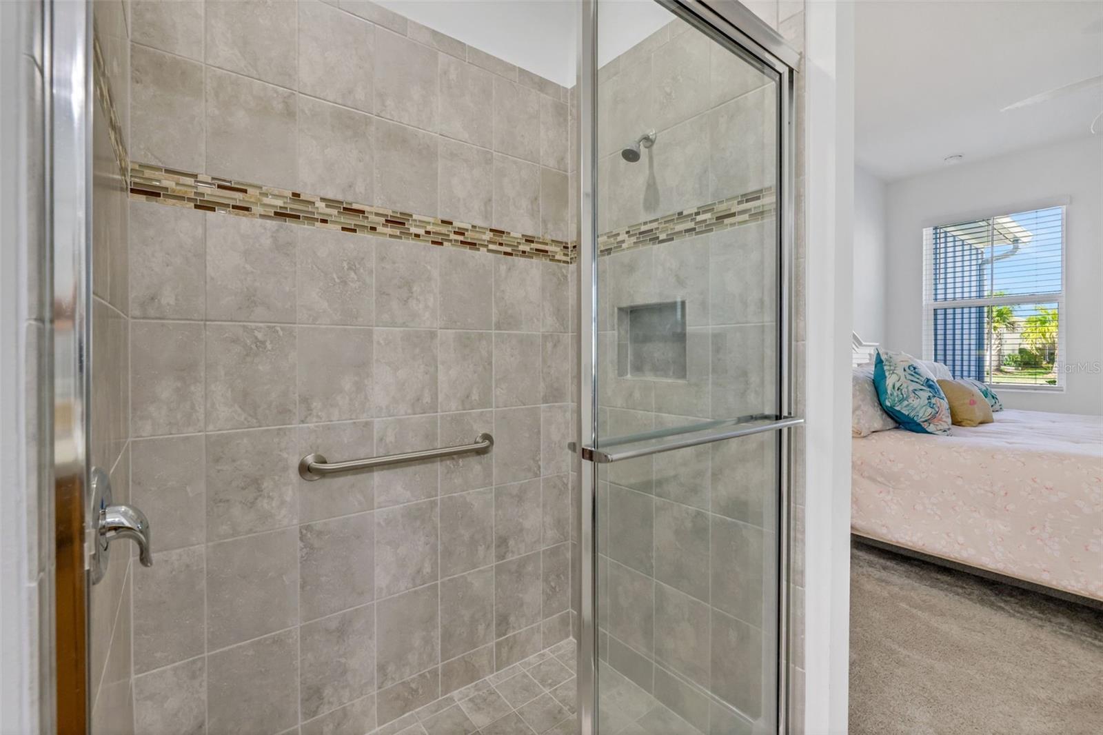 LATITUDE/DAYTONA BEACH PH 4A - Residential