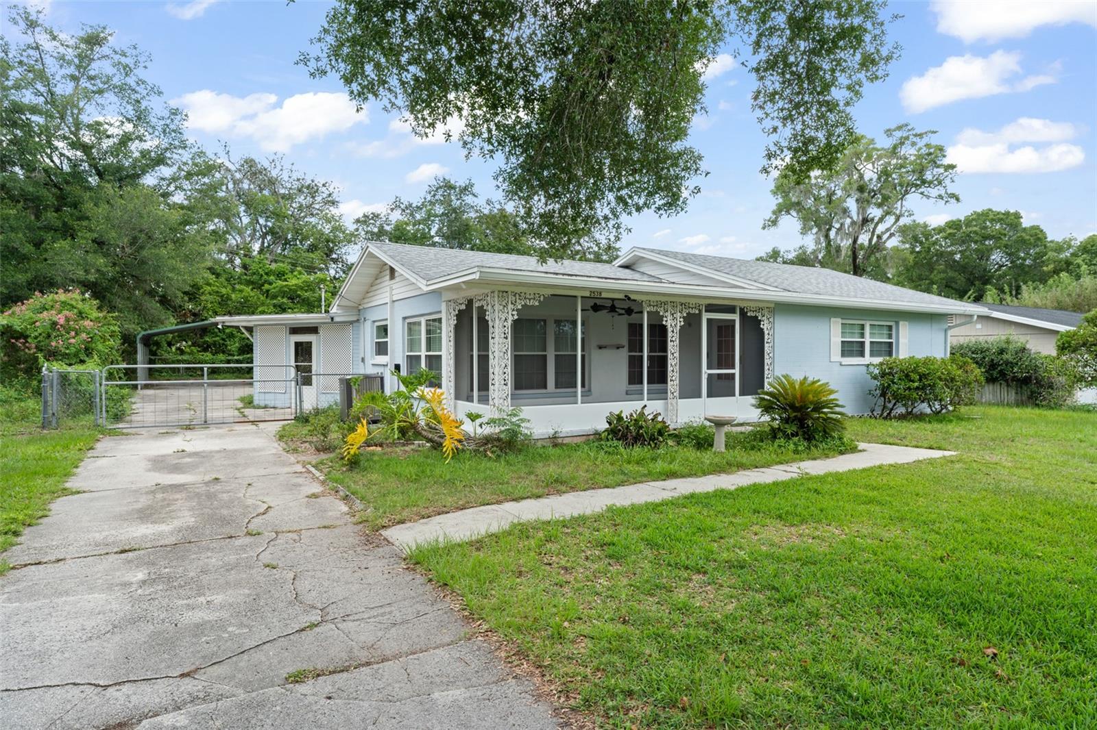 2538 MEADOWVIEW LANE