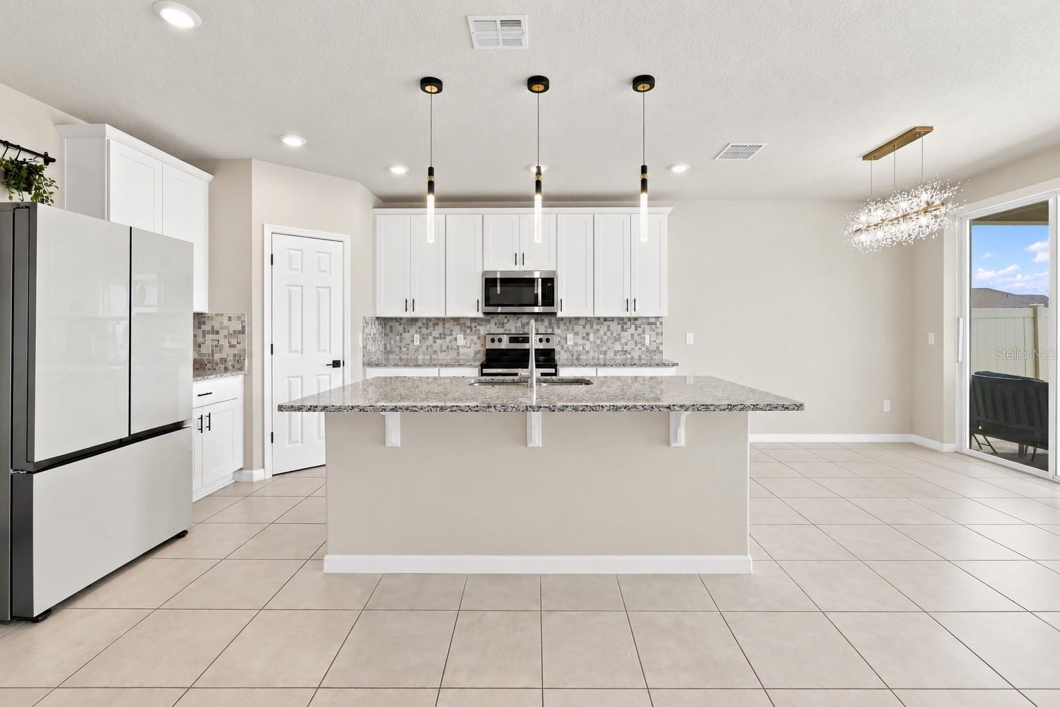 1282 CITRUS LANDINGS BOULEVARD
